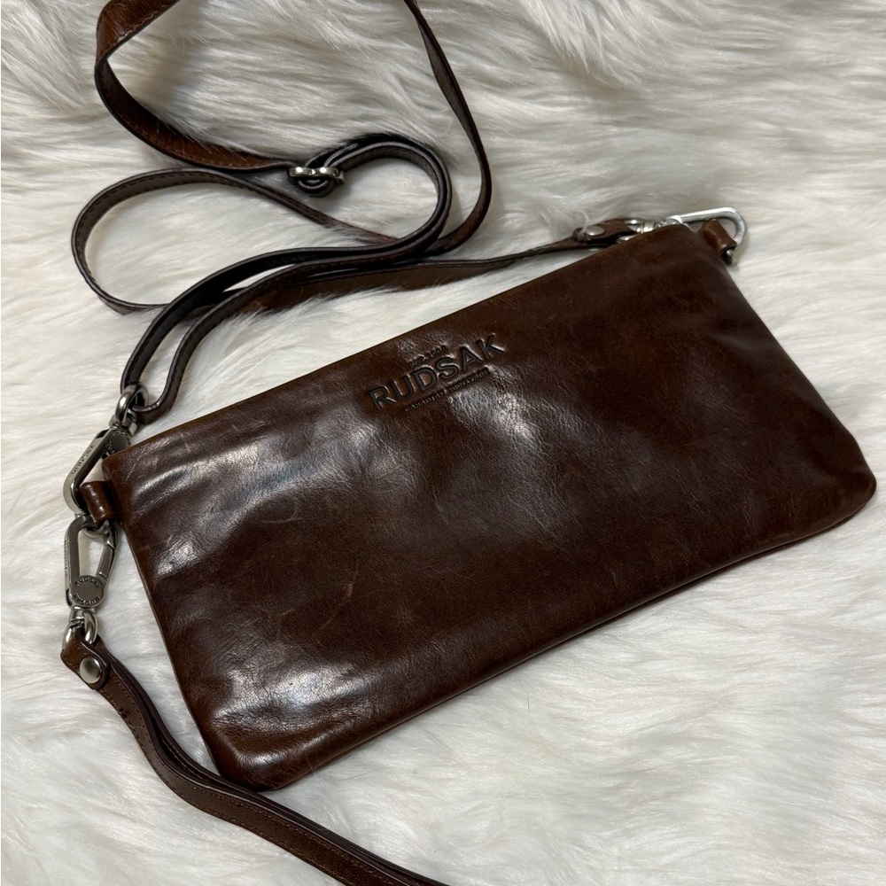 RUDSAK Rare Find Heritage Dark Brown Leather Messenger Bag